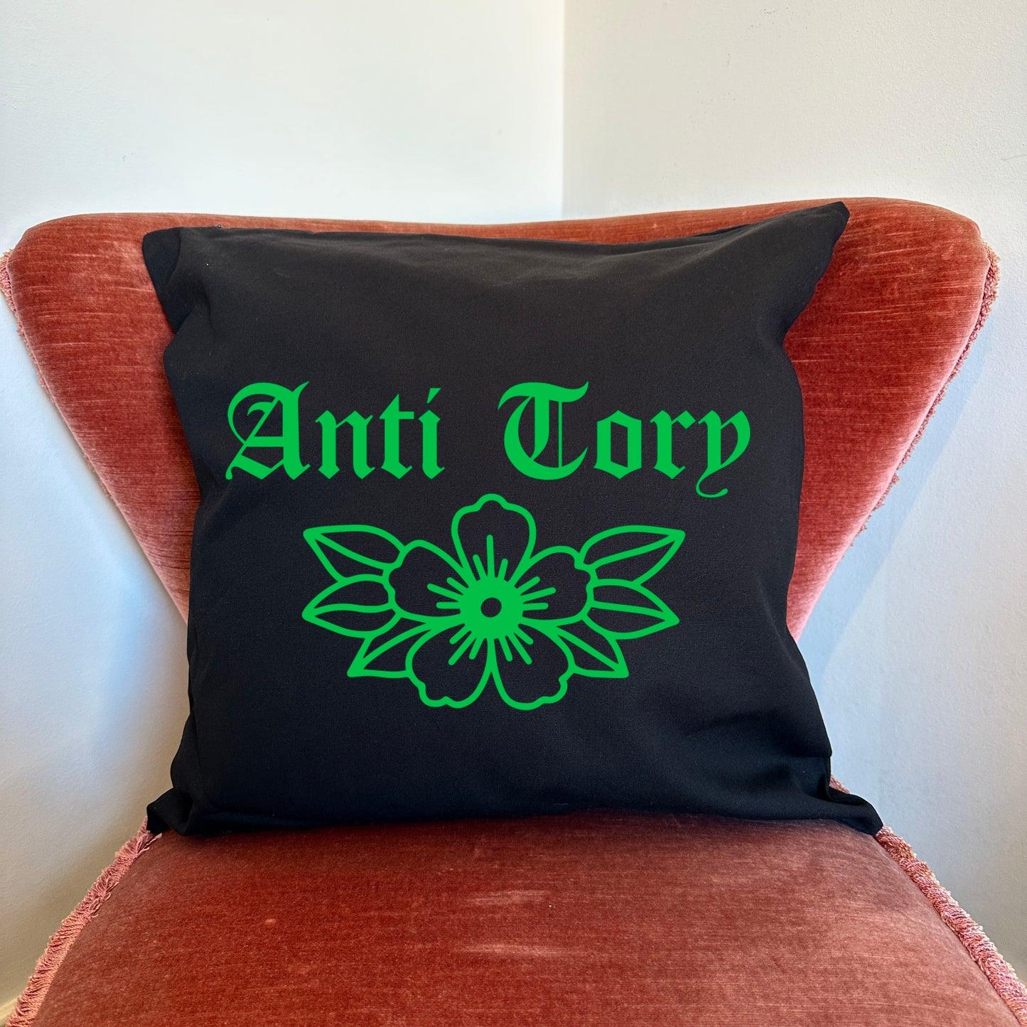 ANTI TORY FLOWER CUSHION COVER