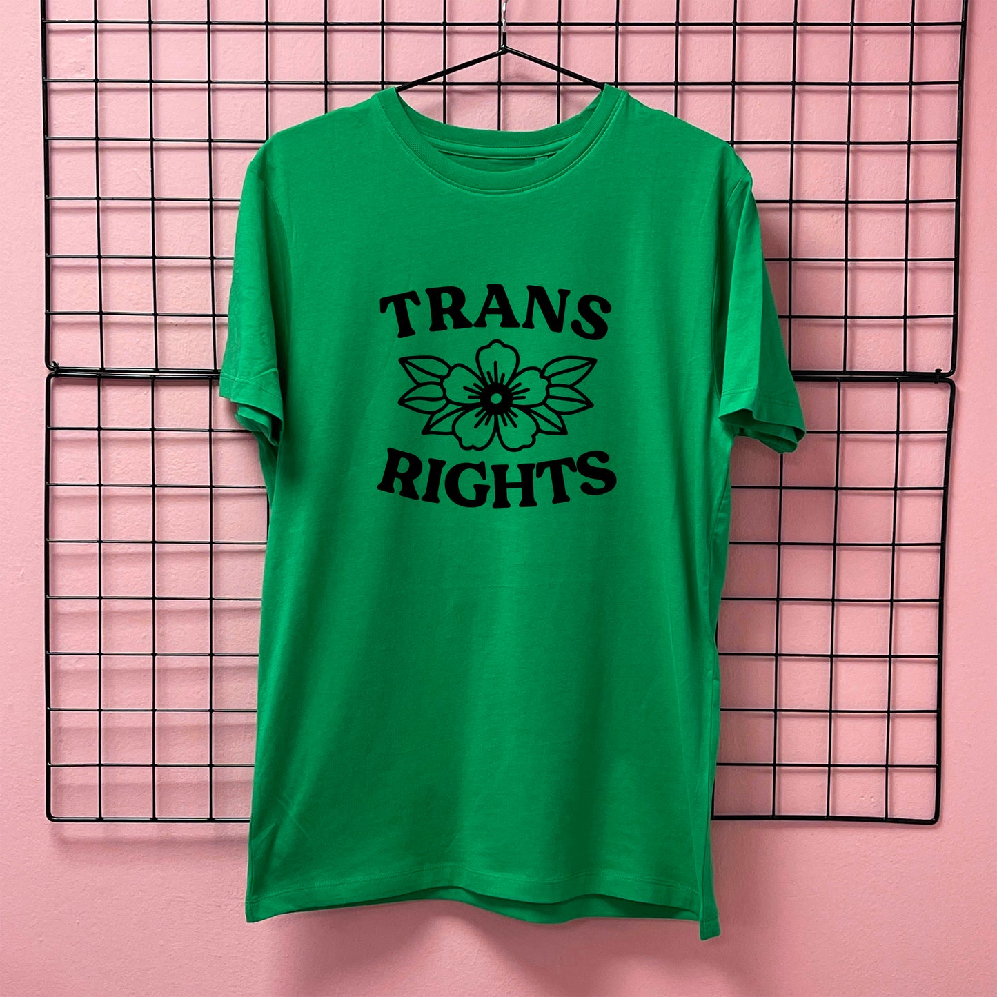 TRANS RIGHTS FLOWER T-SHIRT