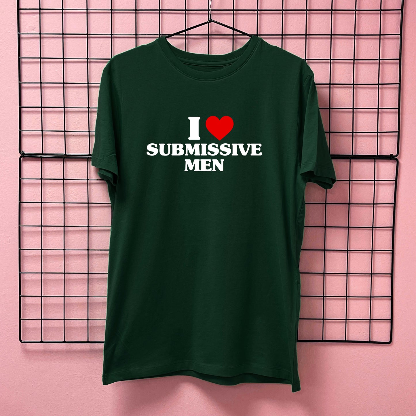 I LOVE SUBMISSIVE MEN T-SHIRT