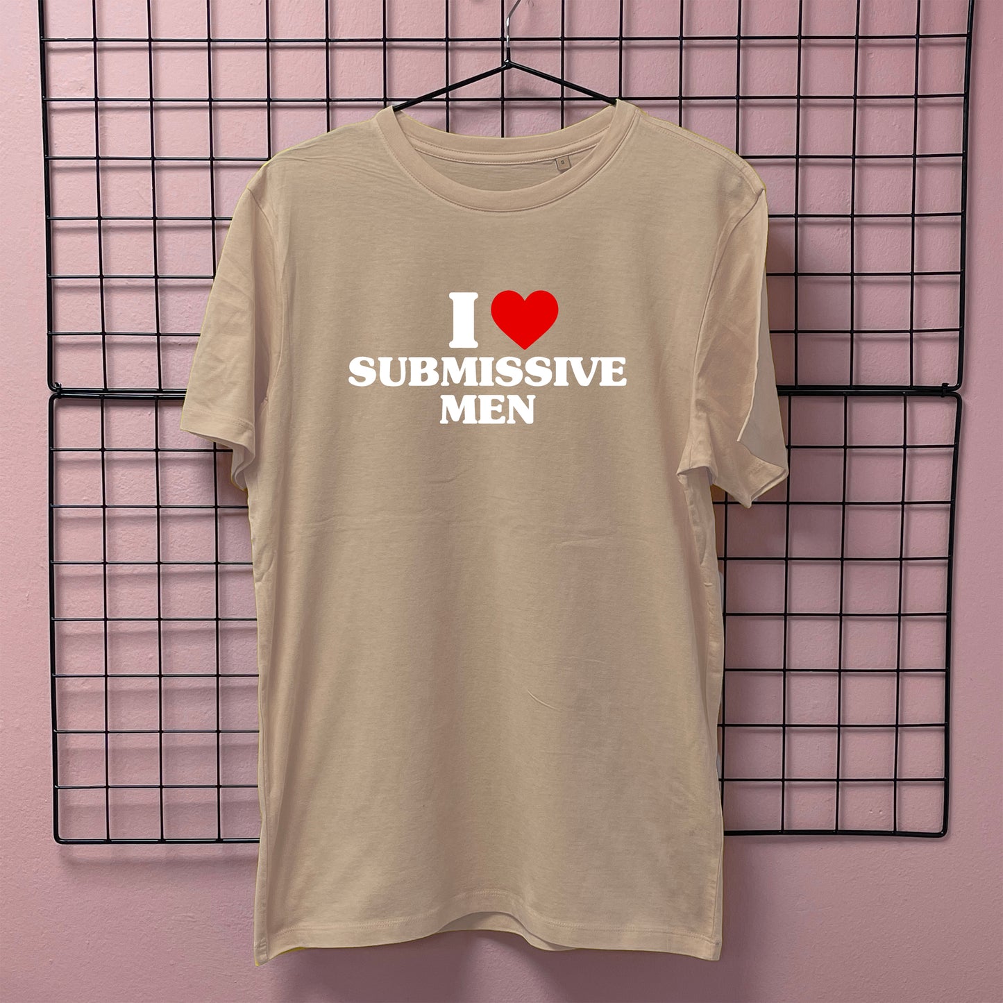 I LOVE SUBMISSIVE MEN T-SHIRT