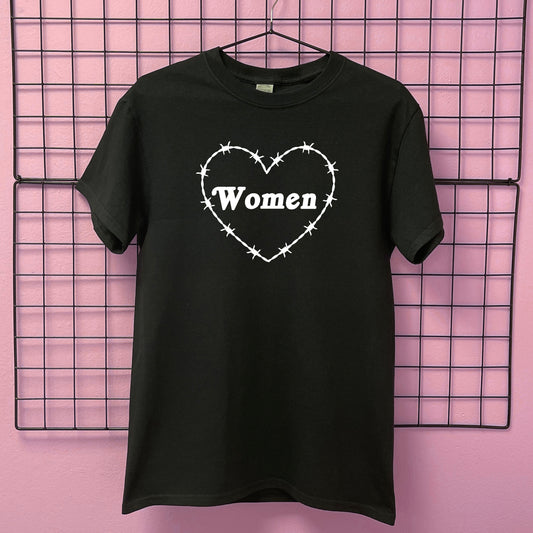 WOMEN BARBED WIRE HEART T-SHIRT