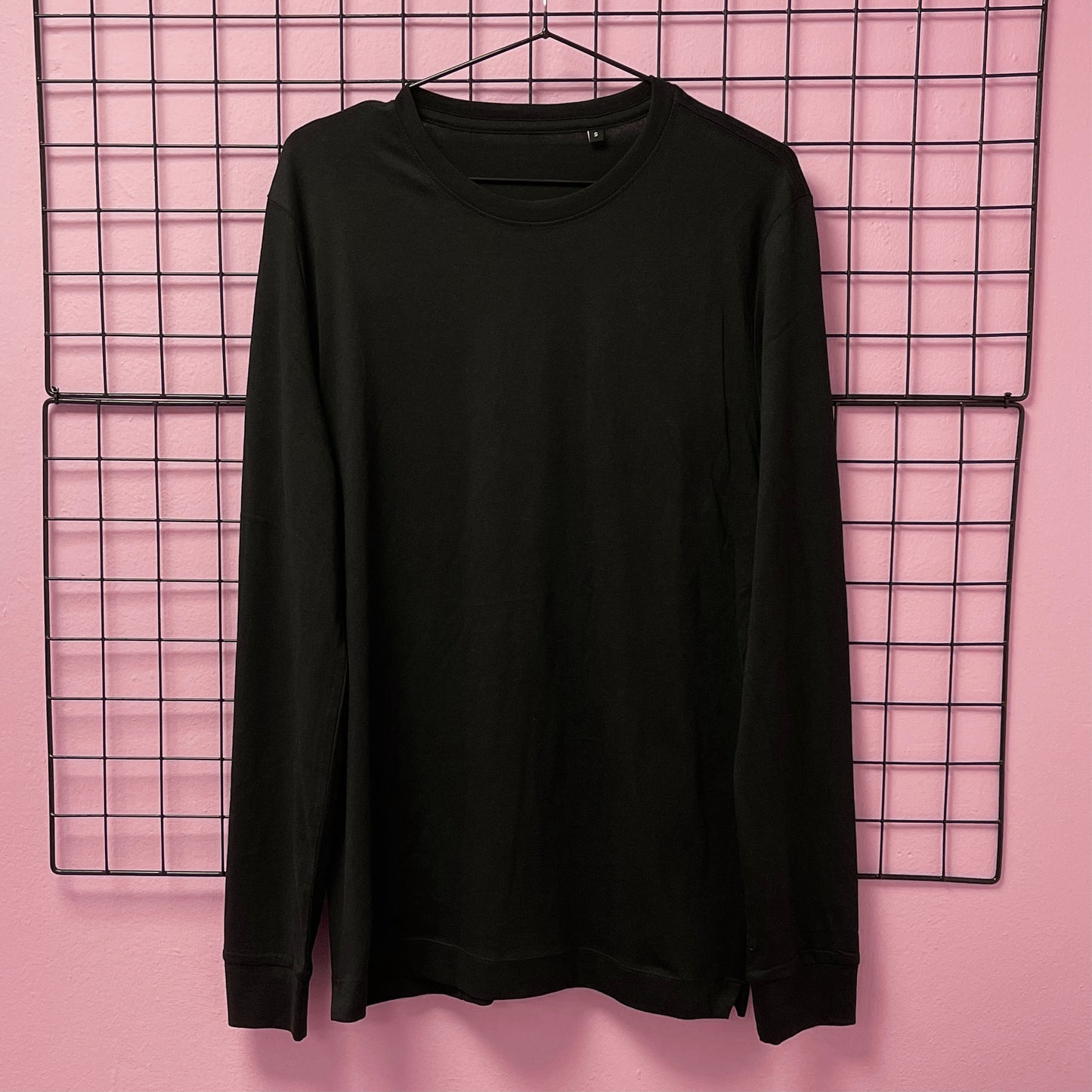 PLAIN LONG SLEEVED T-SHIRT